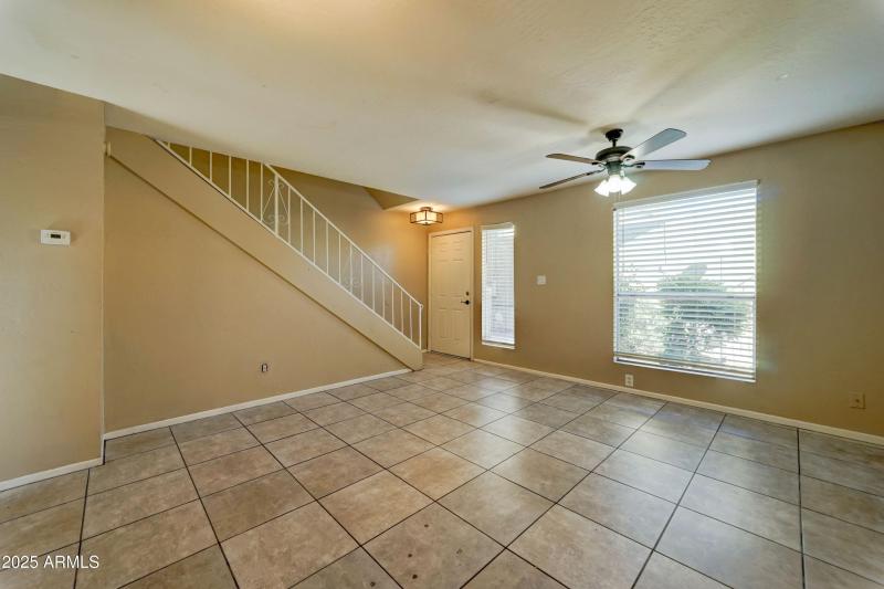 4615 N 39th Ave #8-6