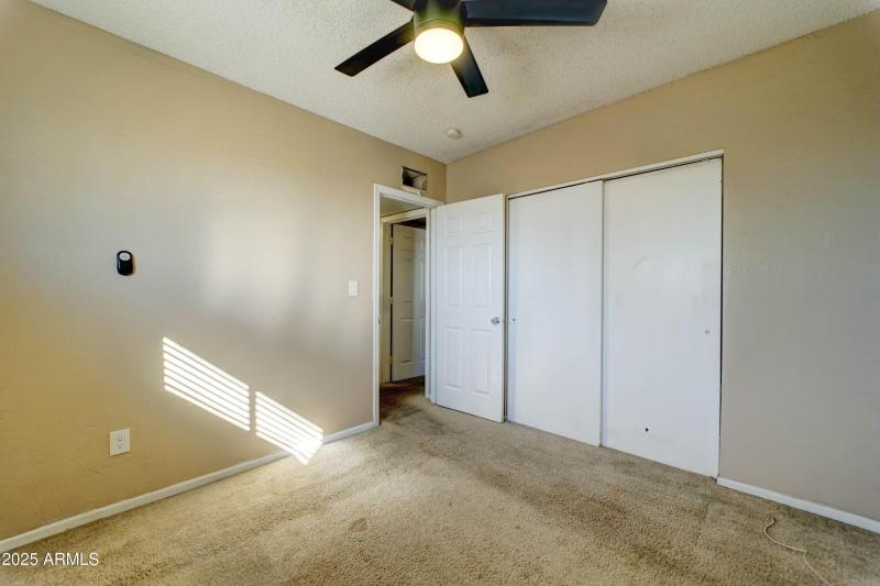 4615 N 39th Ave #8-14