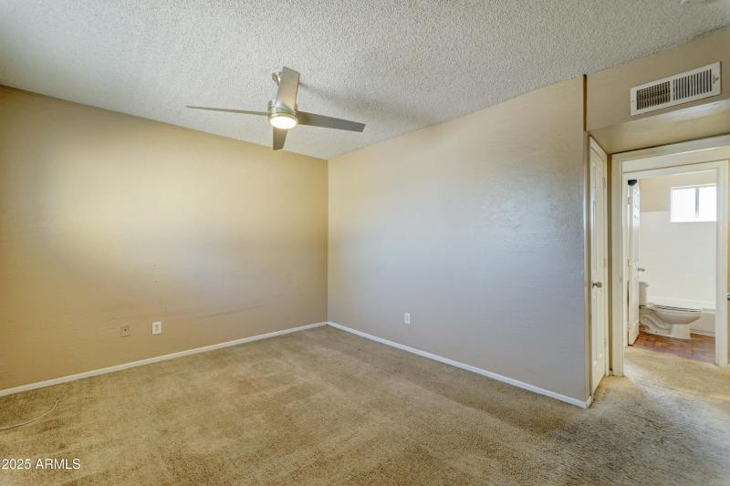 4615 N 39th Ave #8-18