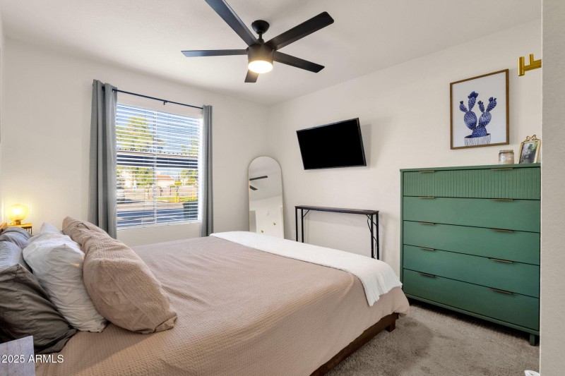 23-web-or-mls-5995-n-78th-st-1100