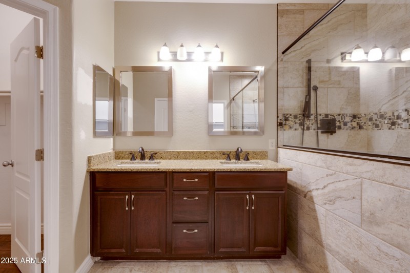 17391 W Fetlock Trail-4