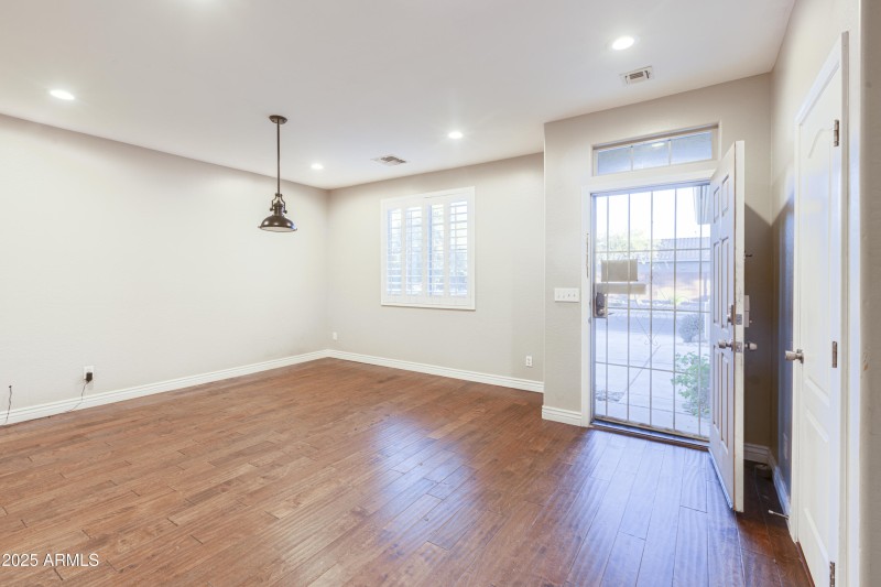 17391 W Fetlock Trail-19