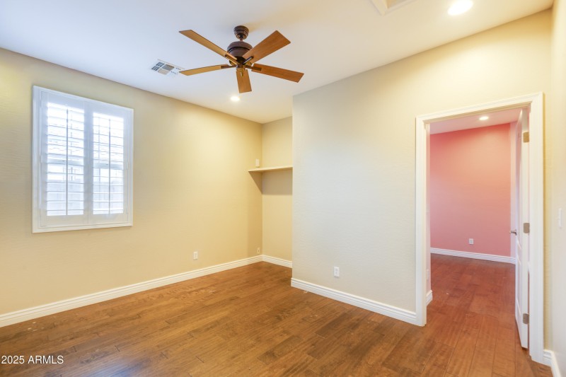 17391 W Fetlock Trail-21