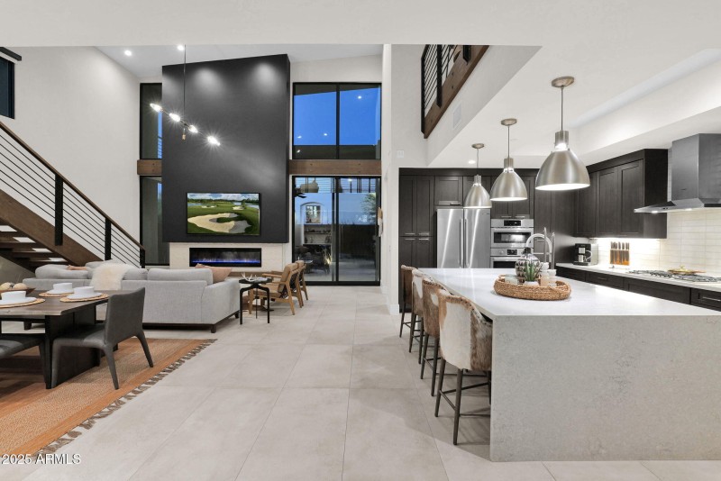 6525 Cave Creek 1 - 06Greatroom & Kitche