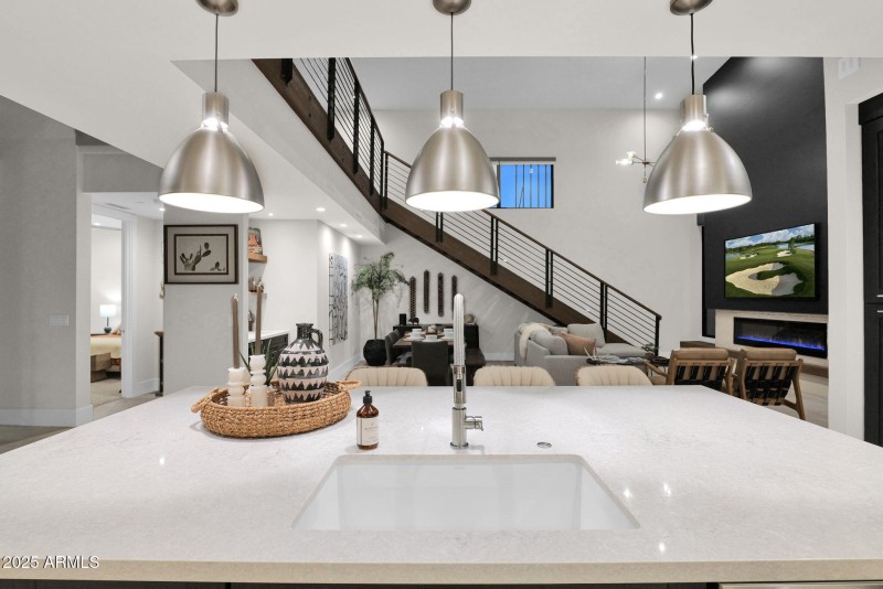 6525 Cave Creek 1 - 16Kitchen