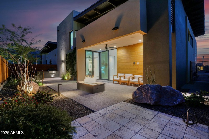 6525 Cave Creek 1 - 36Backyard