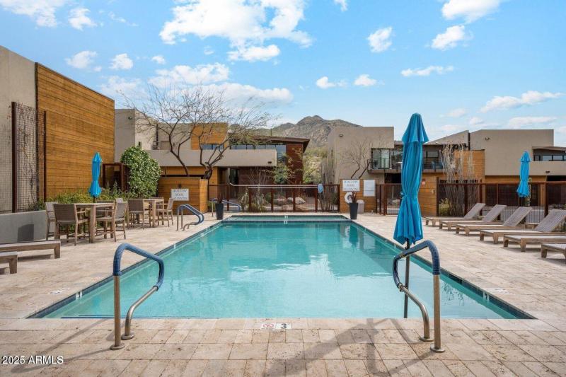 6525 Cave Creek 1 - 50Community Pool