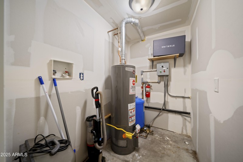 3555 W Stafford Rd00047