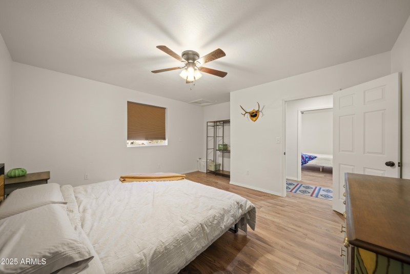 3555 W Stafford Rd00033