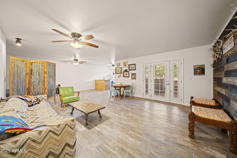 3555 W Stafford Rd00038