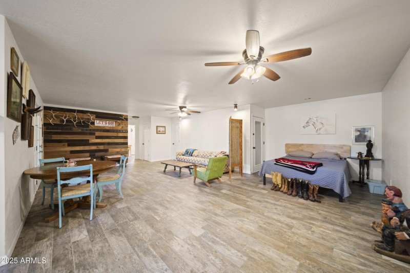 3555 W Stafford Rd00041