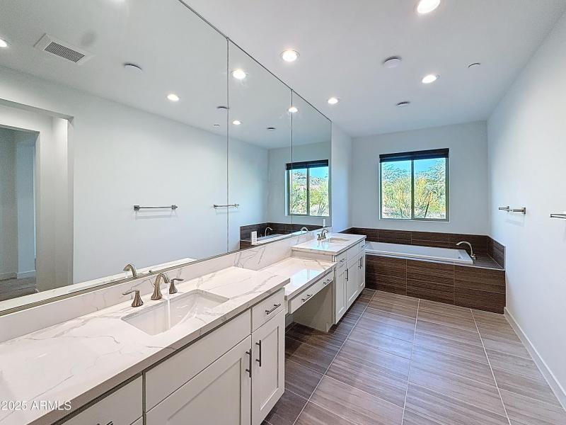 11673-n-136-st-scottsdale_00020