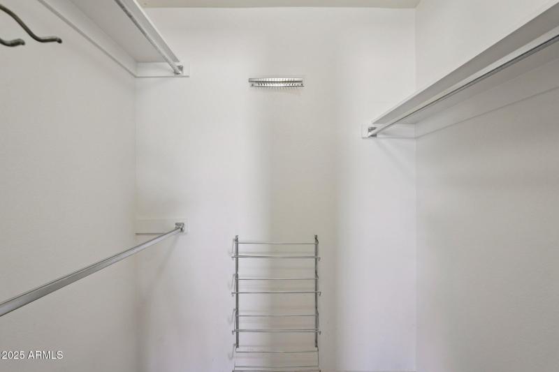 17-web-or-mls-N Buntline Dr-S2910-017