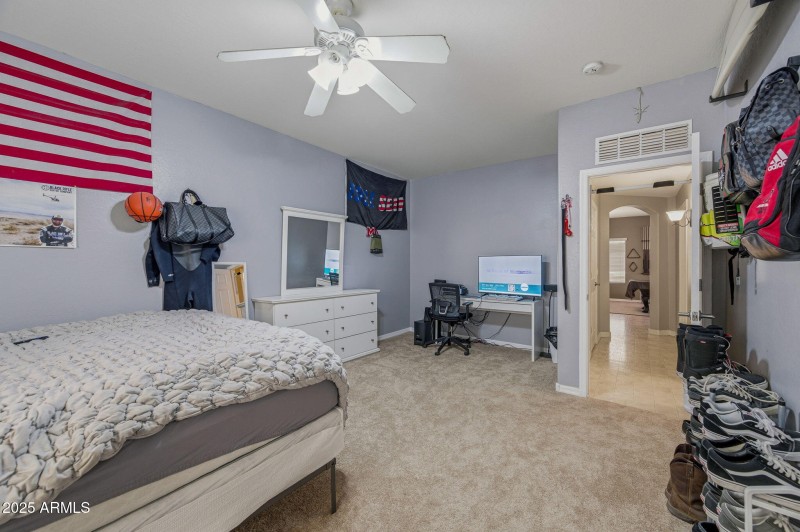 24-web-or-mls-43226 W Kimberly St-24