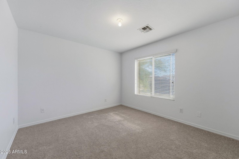 38-web-or-mls-43226 W Kimberly St-38