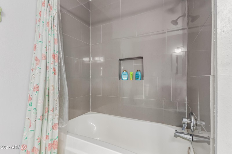 Full Bathroom in Primary