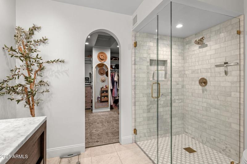 X4801 E Moonlight Way - 423