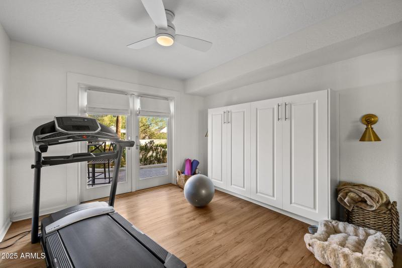 4801 E Moonlight Way - 569