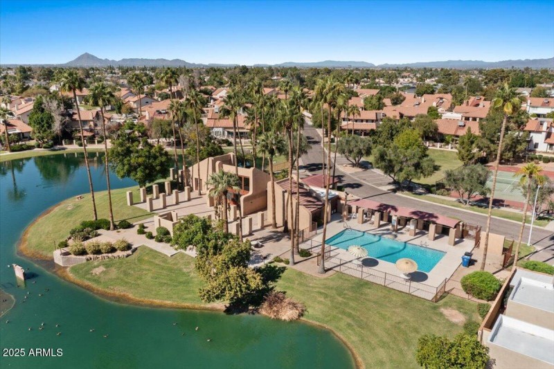 62-Aeiral community pool