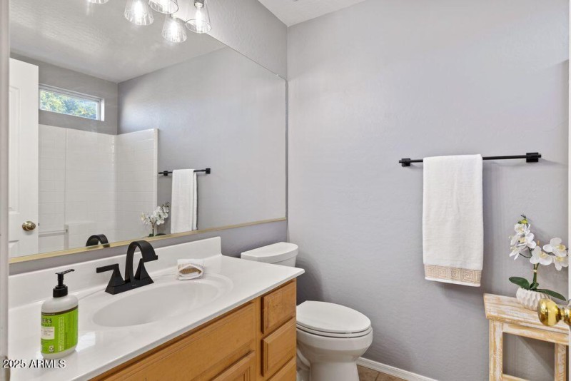 Burwick Primary Bath