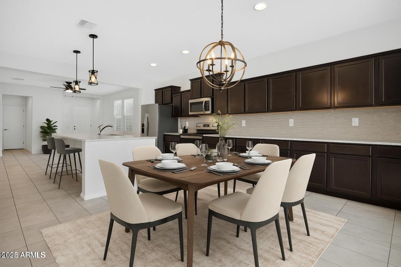 Virtually stage Dining Area