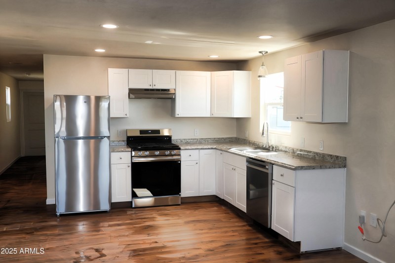 IMG_040-2 edited 1-1