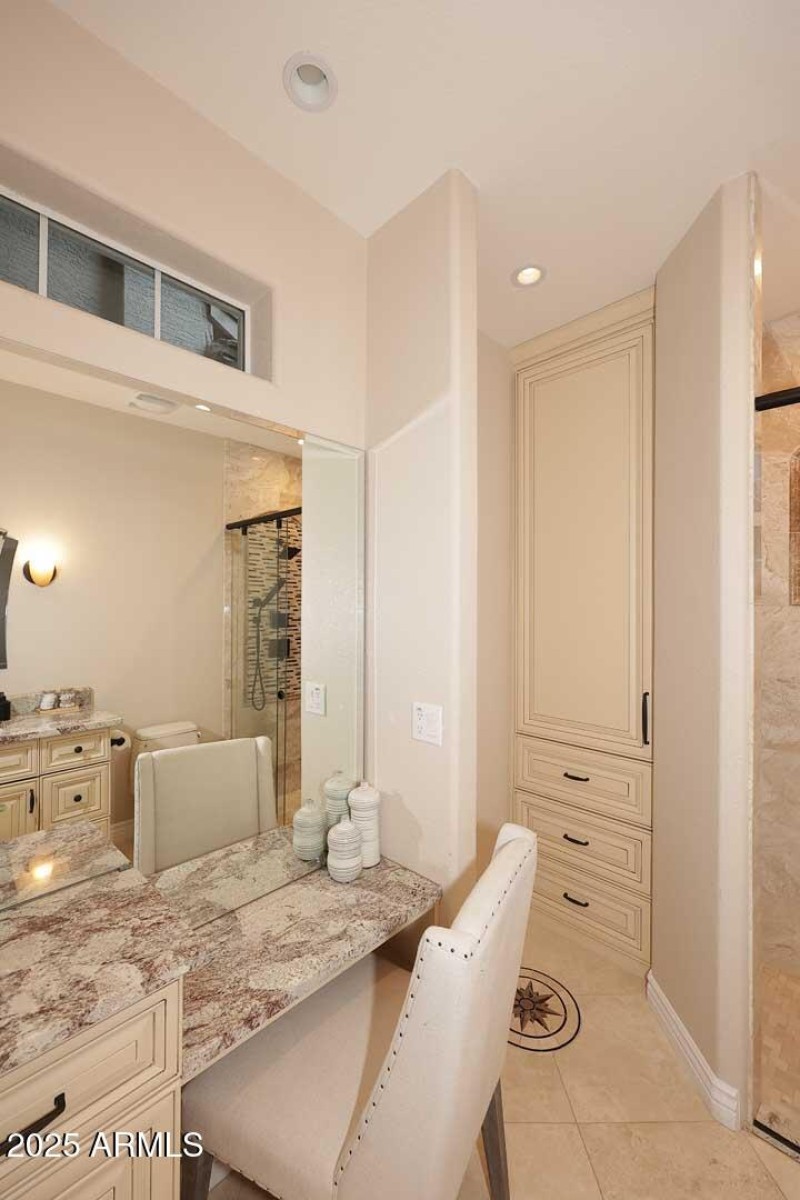 2nd Primary Bedroom-Ensuite Vanity