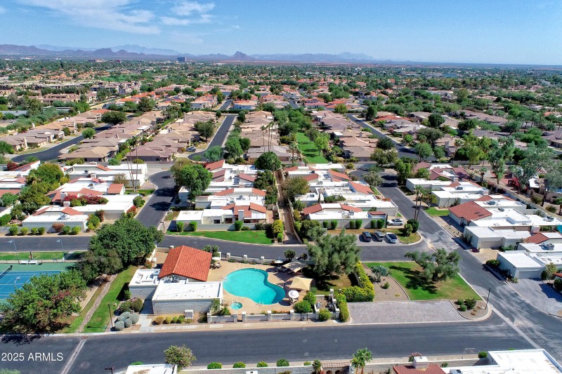 Community Clubhouse & Pool