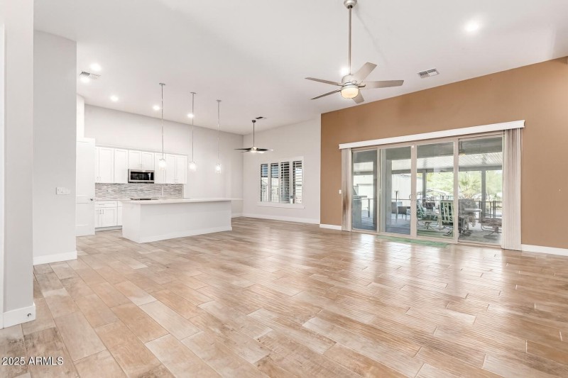 ChatGPT Image Oct 29, 2025, 01_53_12 PM