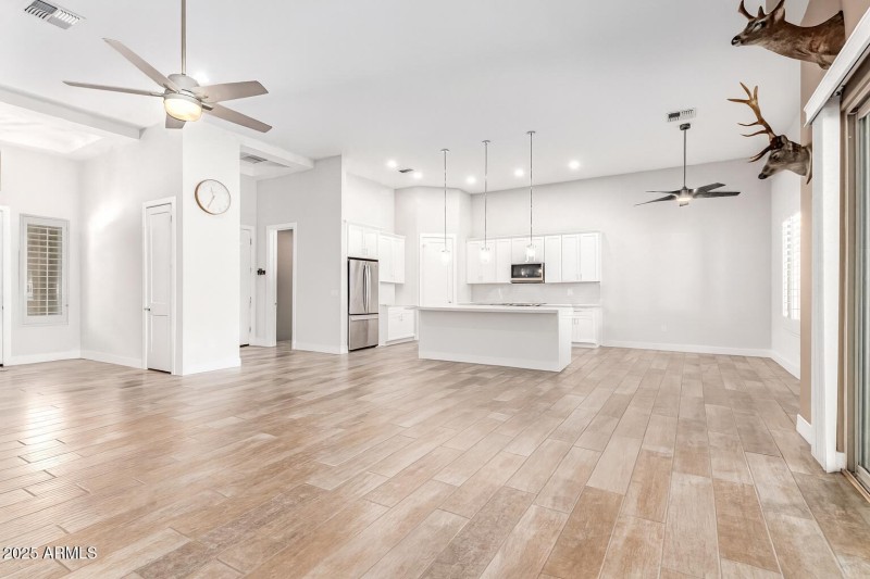 ChatGPT Image Oct 29, 2025, 03_23_46 PM