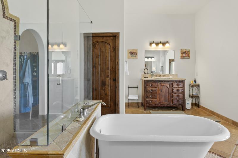 Soaking Tub & Glass-enclosed Shower
