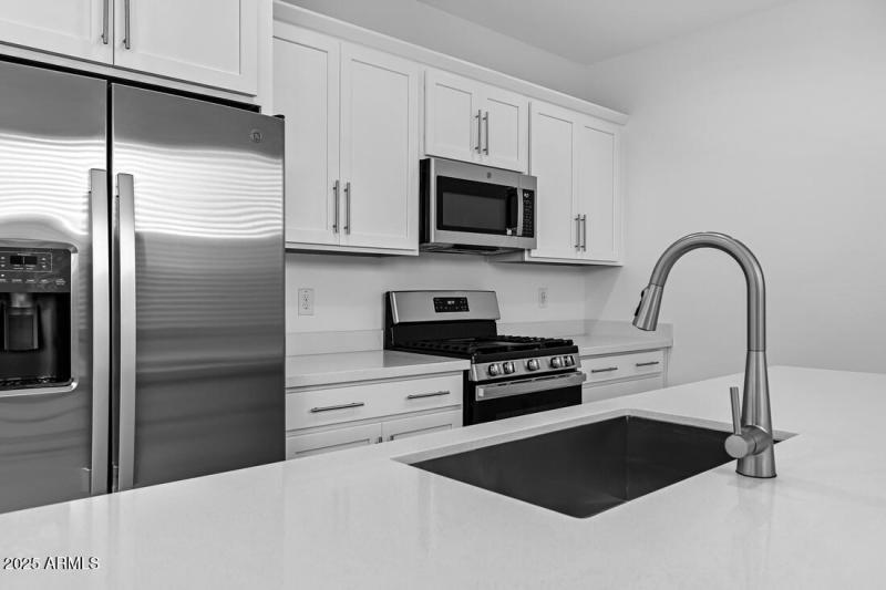 9964 W PICCADILLY Road - Ready Now!