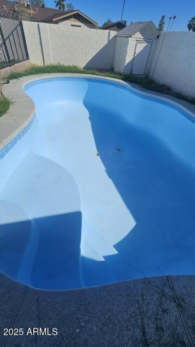 264c21b1-4329-4661-912e-757fe074c8a5 - C