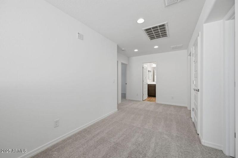 10002 W PICCADILLY Road - Ready Now!