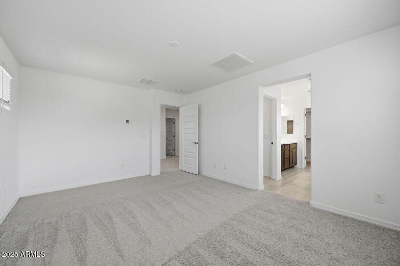 10002 W PICCADILLY Road - Ready Now!