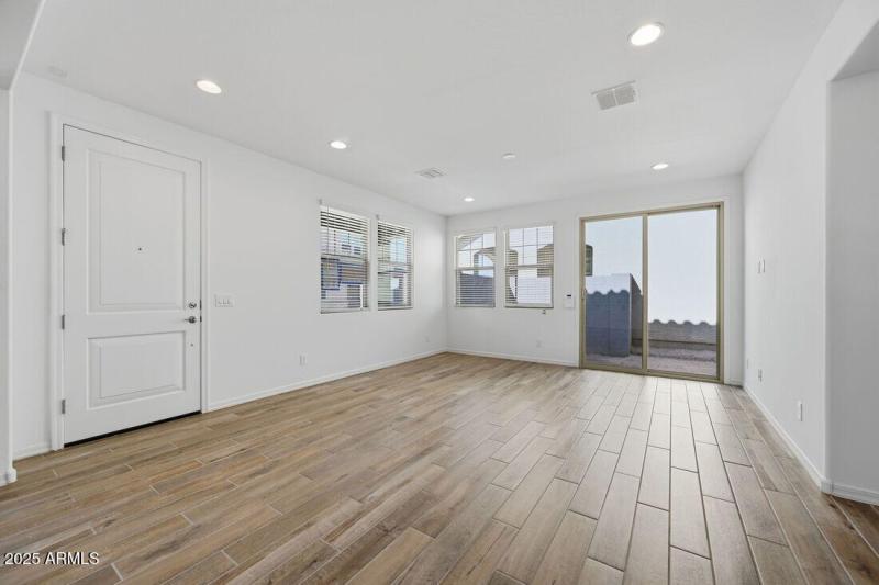 10002 W PICCADILLY Road - Ready Now!