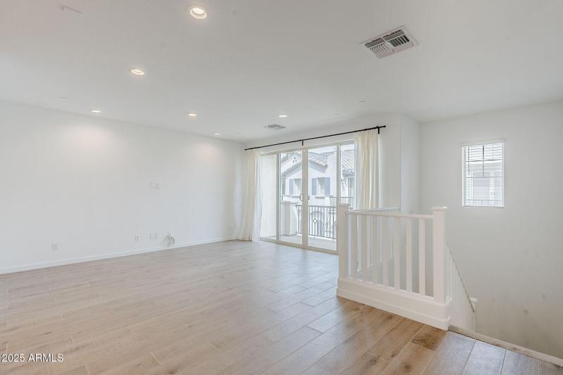 62-web-or-mls-Glacier-21