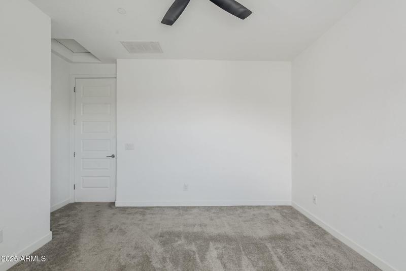 80-web-or-mls-Glacier-39