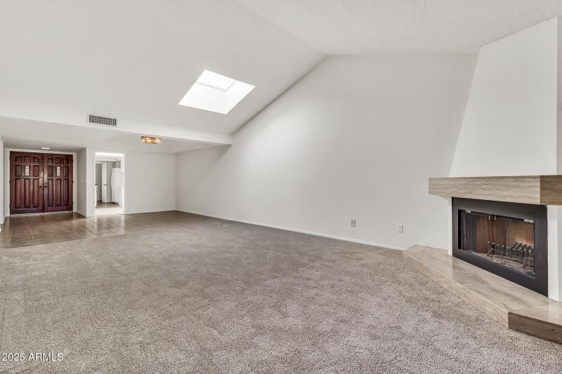 9834 E Minnesota Ave-10_(2048)