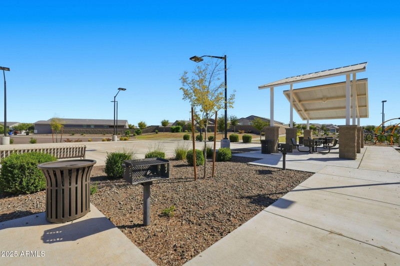 64-web-or-mls-ListerPros_064