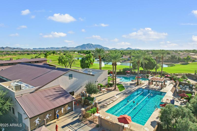 4615 E Sourwood Dr-58