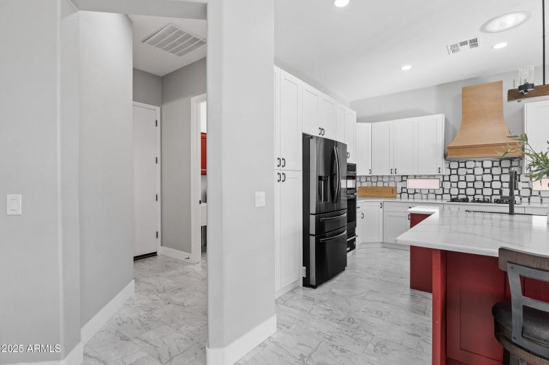 4615 E Sourwood Dr-42