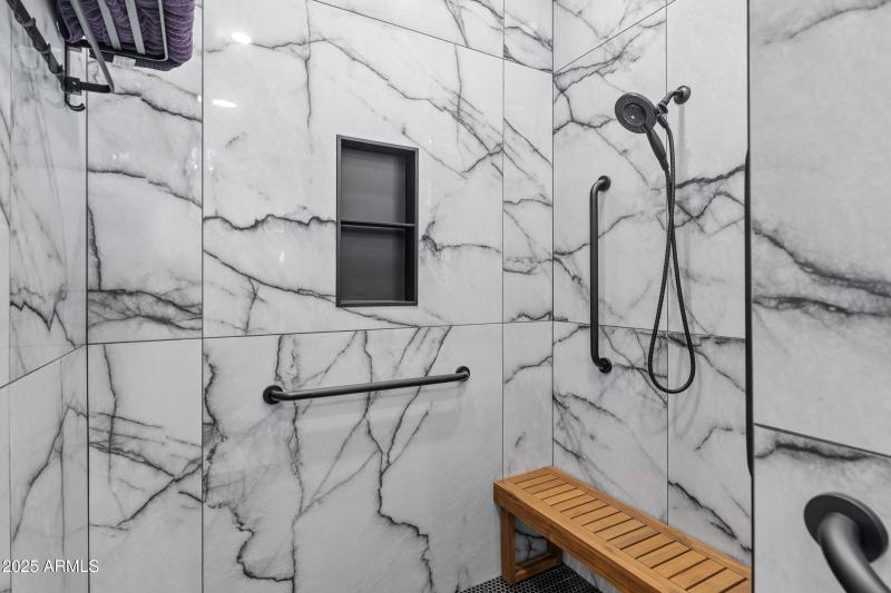 4615 E Sourwood Dr-34