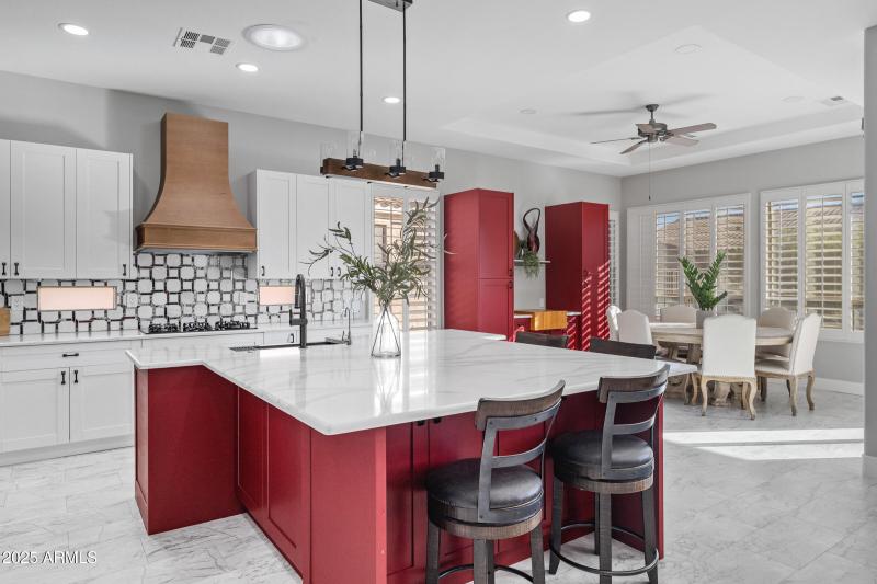 4615 E Sourwood Dr-21