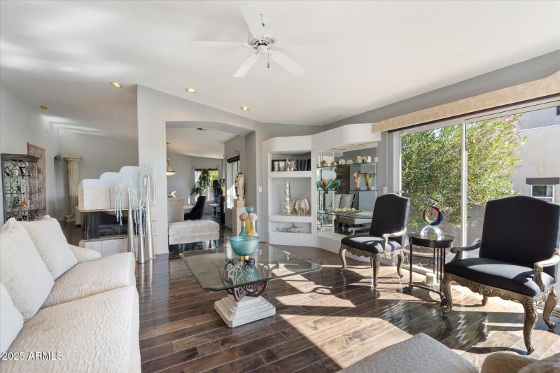 Sleek, sunlit great room design