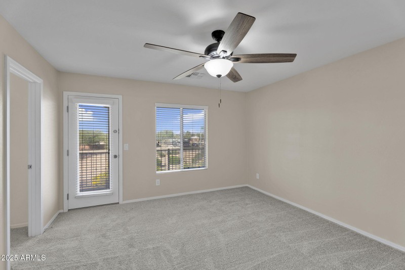 19-web-or-mls-6813 S 7th Ln - 27