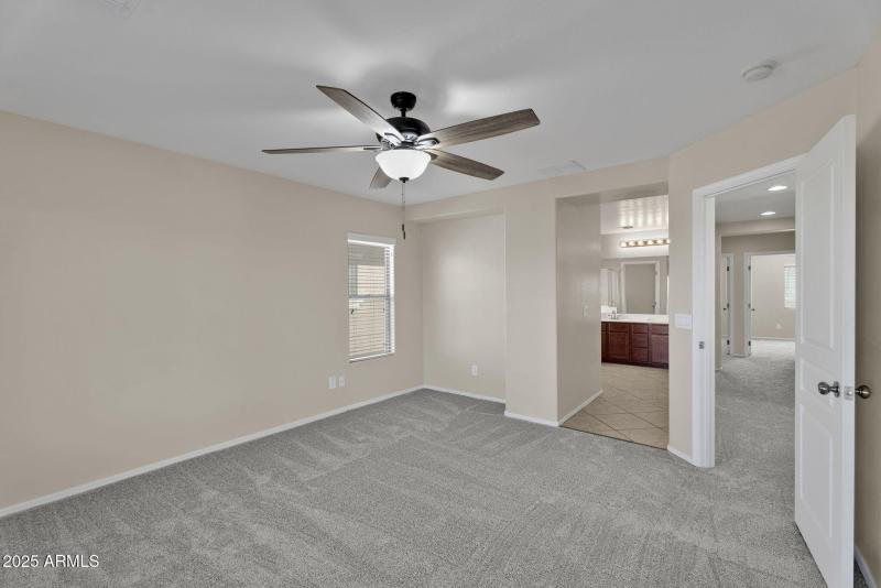 20-web-or-mls-6813 S 7th Ln - 28