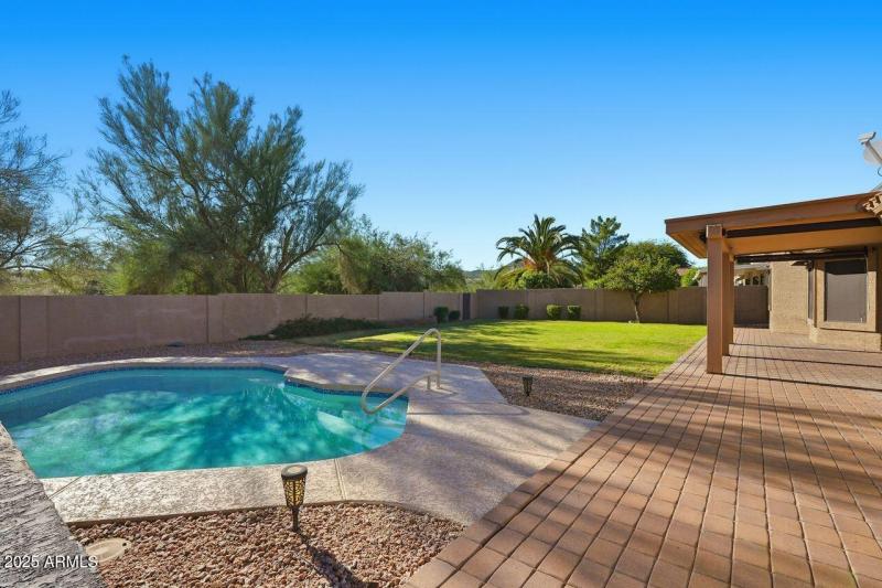 Huge Backyard w/pool and grass