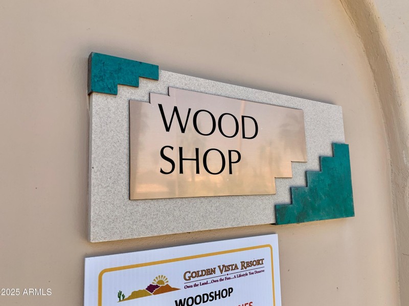 15 Golden Vista Woodshop