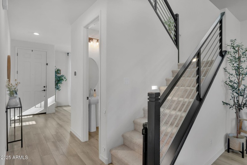 7-web-or-mls-Daylight-4